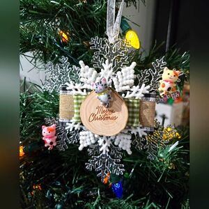 NWT Many Cats Merry Christmas Cat Lady Ornament Snowflake Cat Kitty Ornament